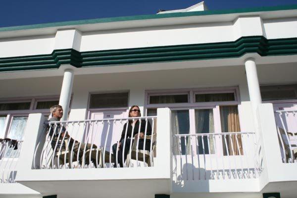 Uttarakhand Resort Kausani Buitenkant foto
