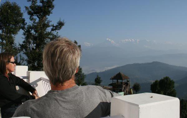 Uttarakhand Resort Kausani Buitenkant foto