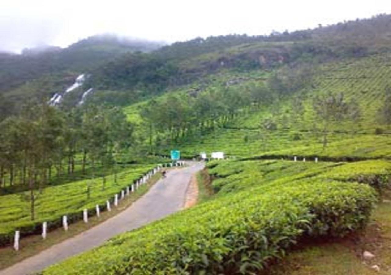 Uttarakhand Resort Kausani Buitenkant foto